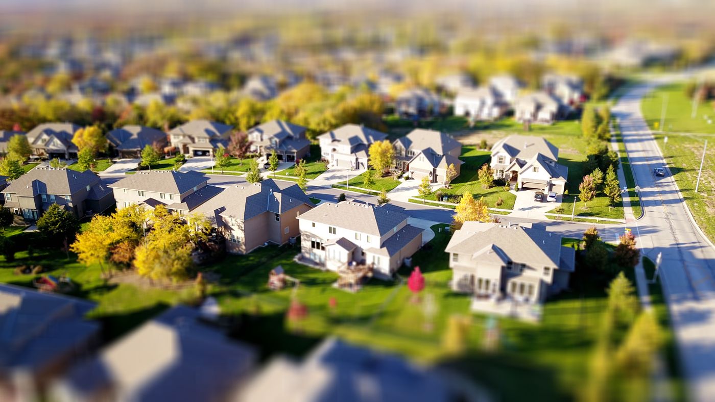 Elevated view of a residential neighbourhood